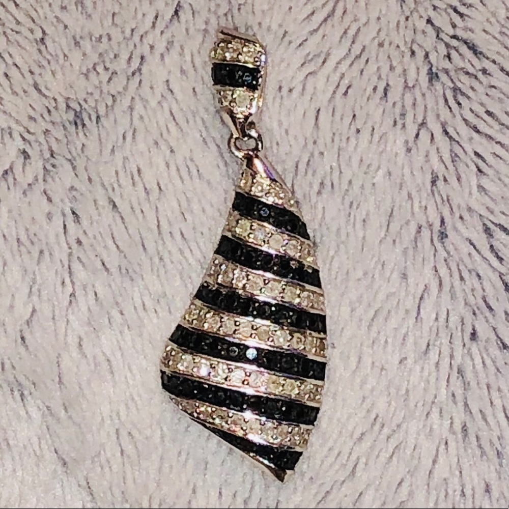 🍁925 Sterling Silver Pendant